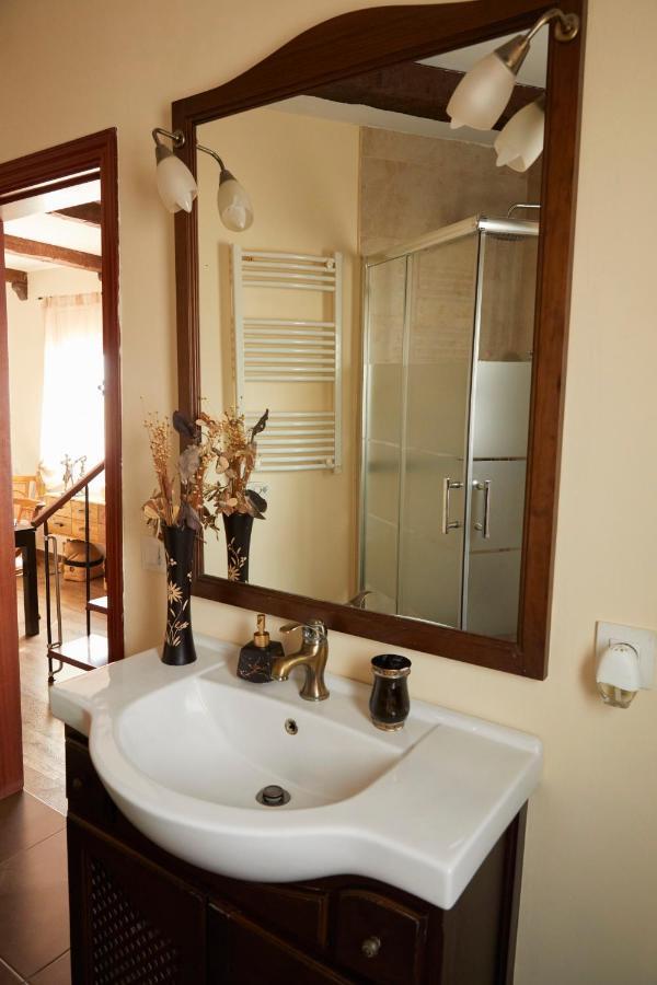 Olivella Amazing Vila Close To Sitges, Jacuzzi, Swimming Pool & Exellent Views المظهر الخارجي الصورة